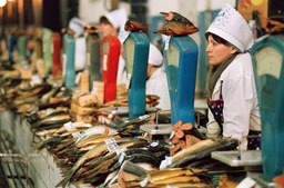 Fish market, Izhevsk, Udmurtia, 1997